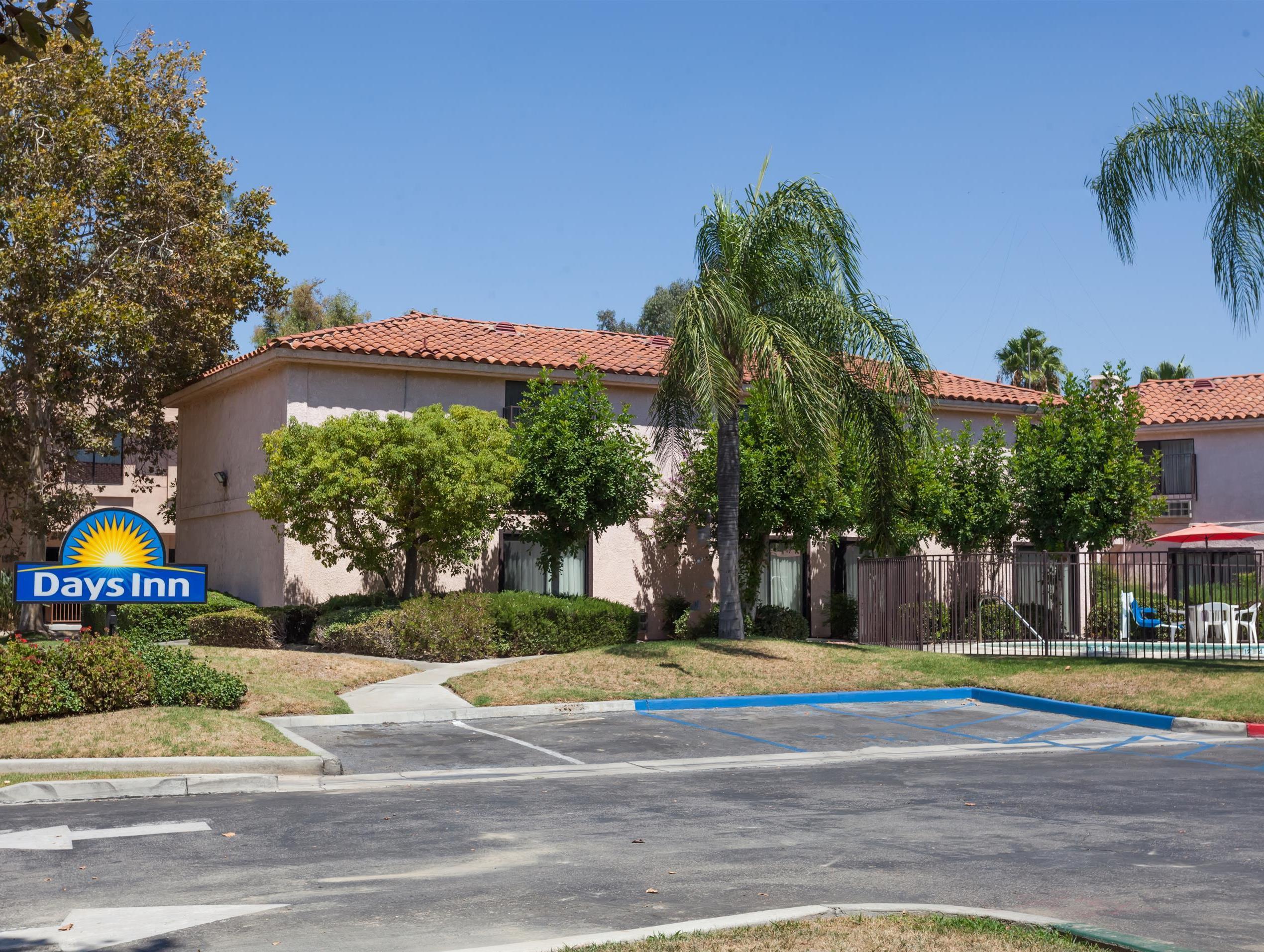 Hospitality Inn San Bernardino Bagian luar foto