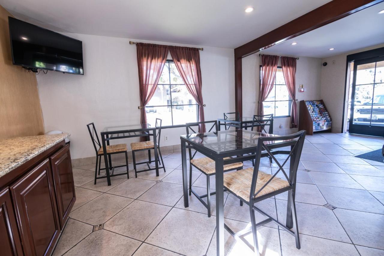Hospitality Inn San Bernardino Bagian luar foto