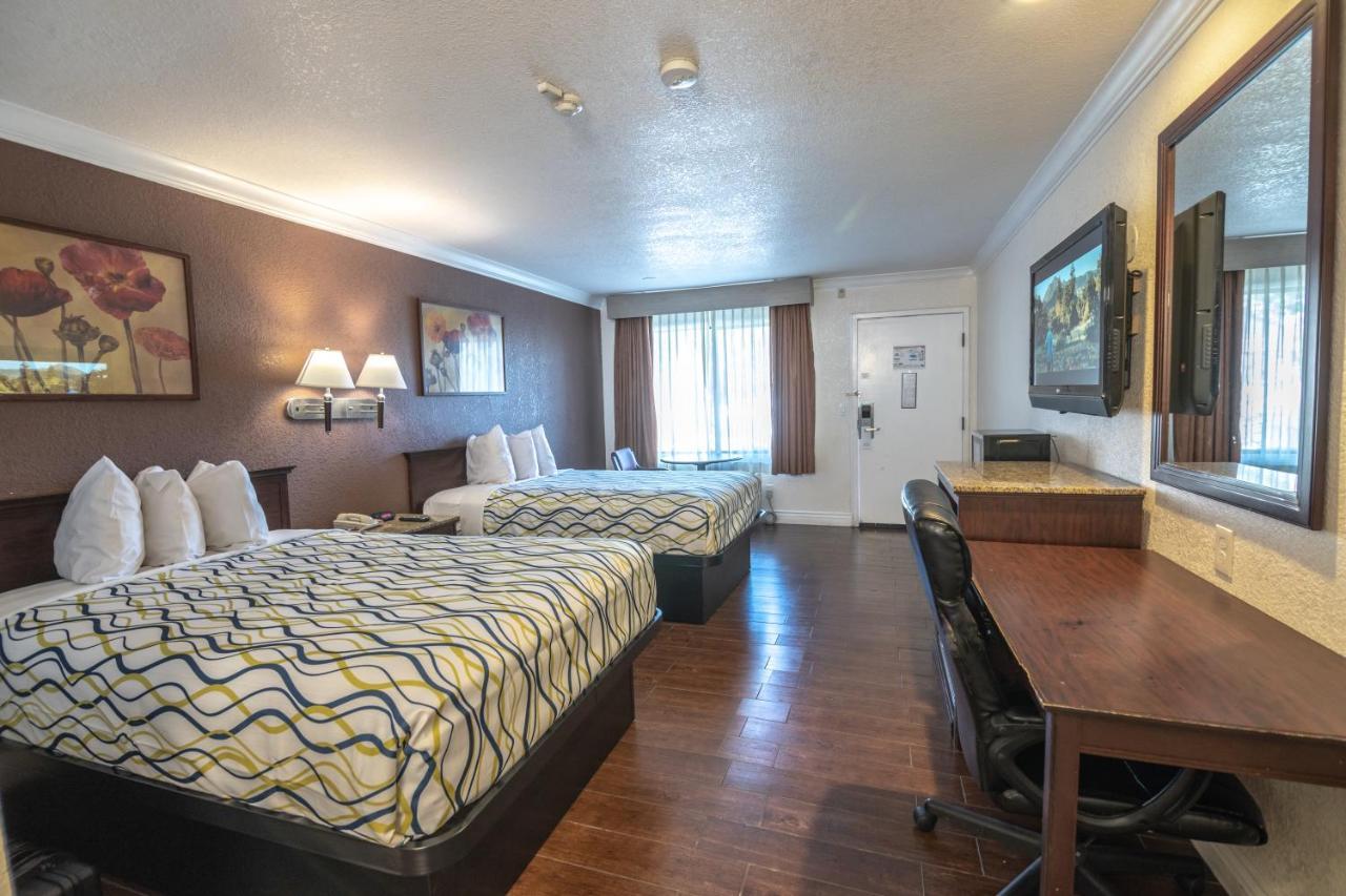 Hospitality Inn San Bernardino Bagian luar foto