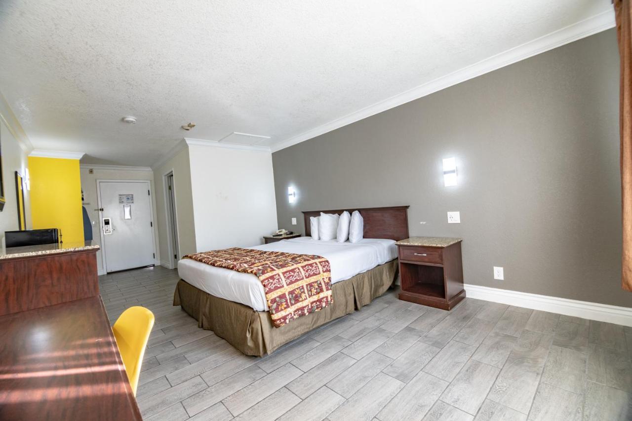 Hospitality Inn San Bernardino Bagian luar foto