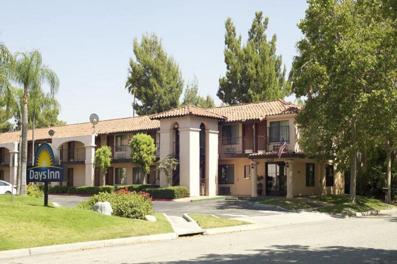 Hospitality Inn San Bernardino Bagian luar foto