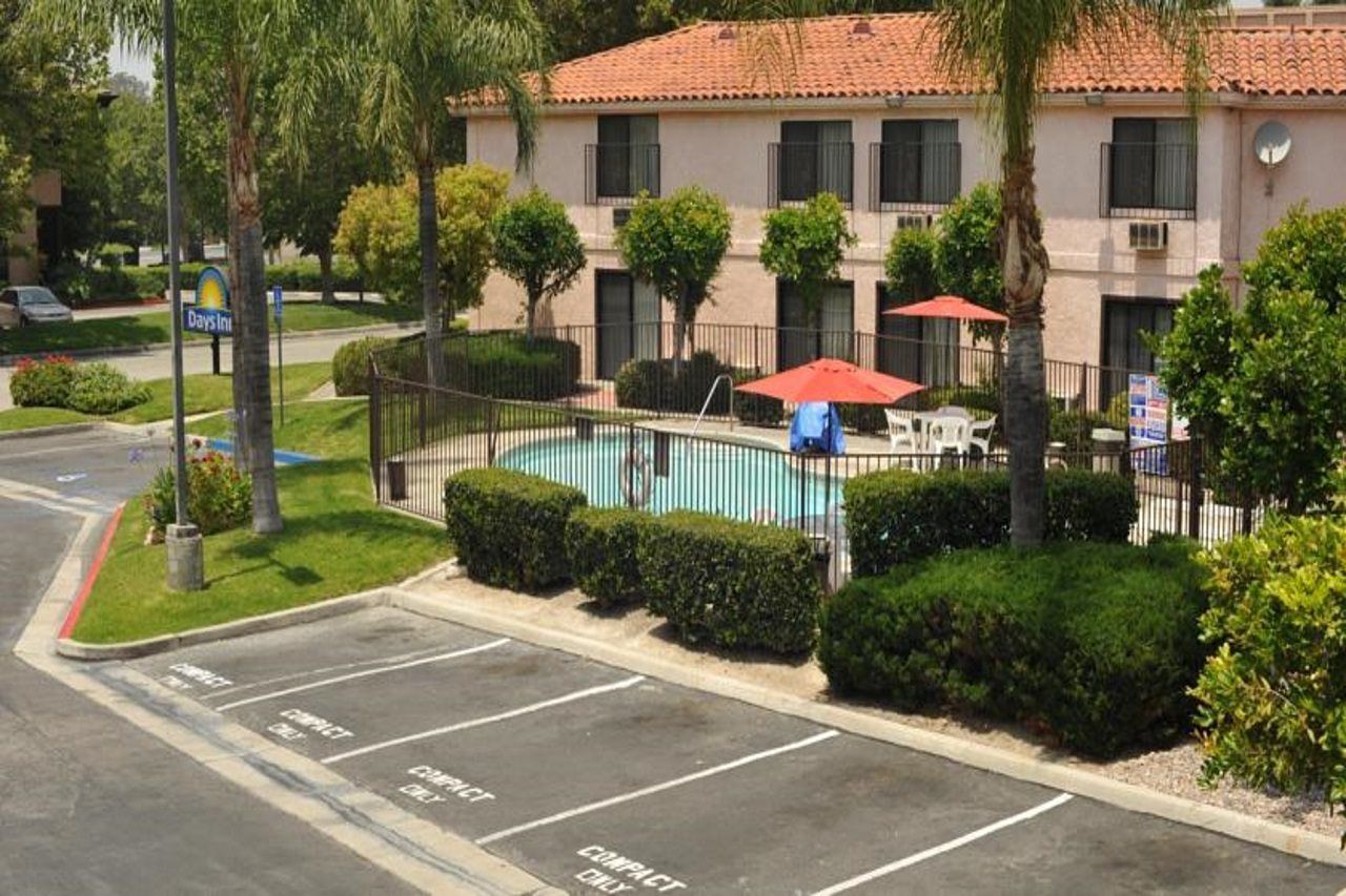 Hospitality Inn San Bernardino Bagian luar foto